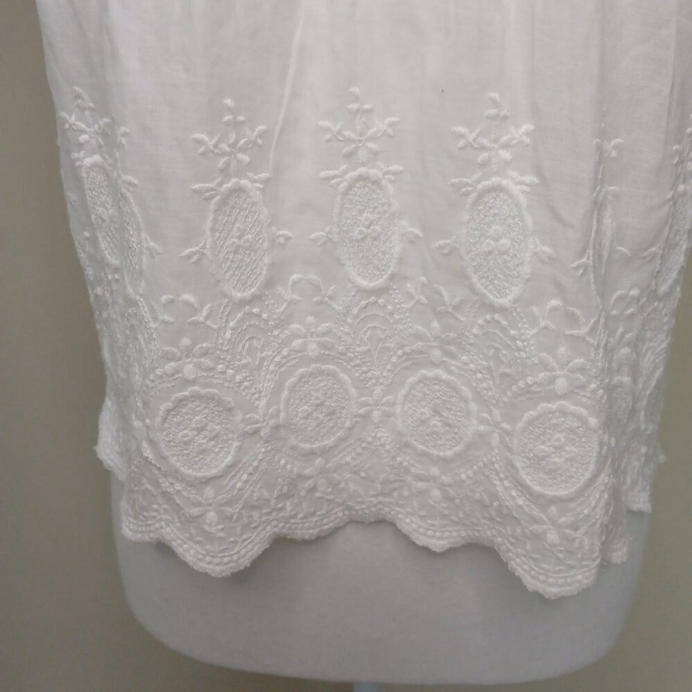 Aritzia Sheer White Lace Blouse - Picture 4 of 9